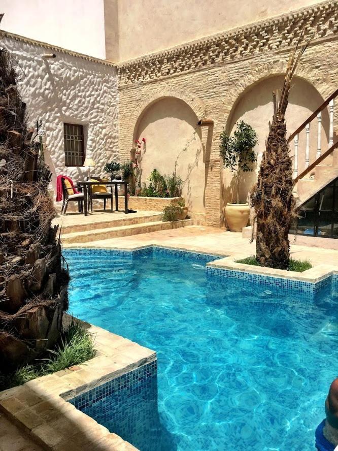 Riad Dar El Caid - Palais XIII Siecle Tozeur Eksteriør billede