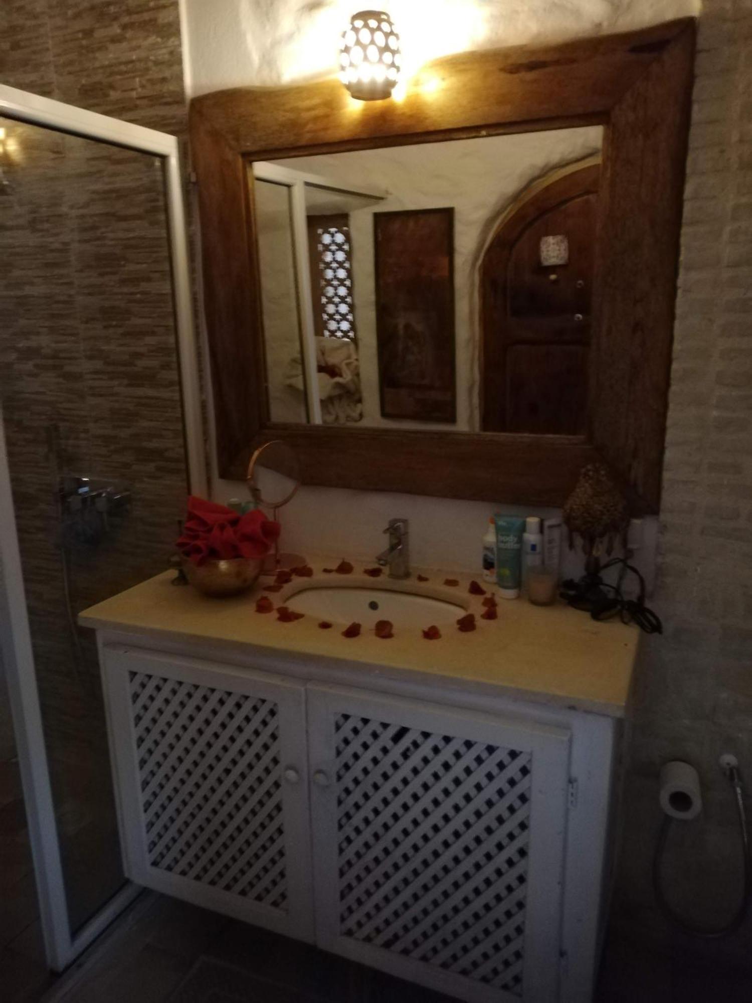 Riad Dar El Caid - Palais XIII Siecle Tozeur Eksteriør billede